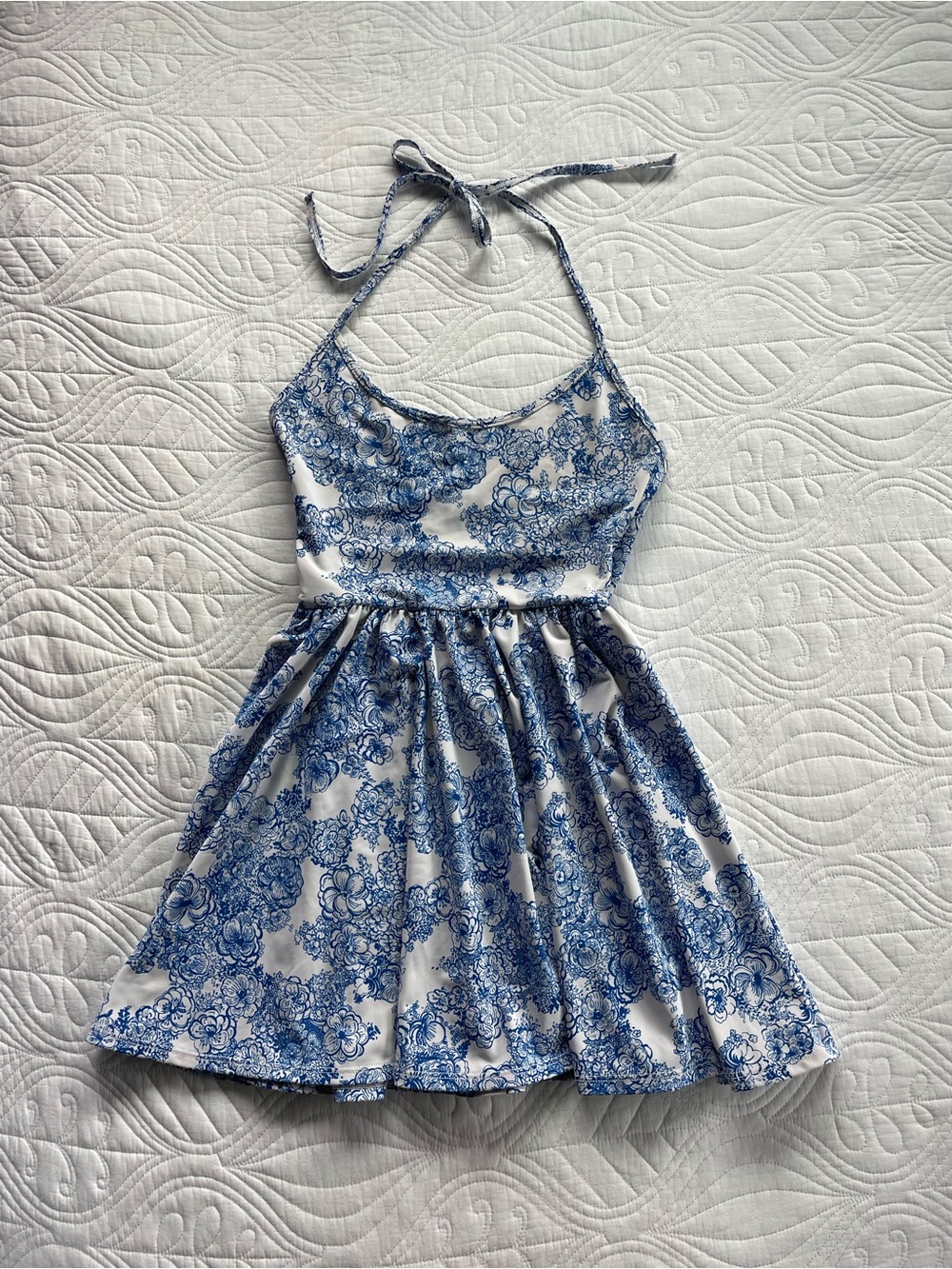 💙Vintage American Apparel White Mini Dress with Blue Floral Print💙